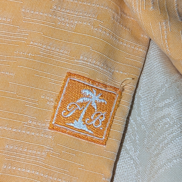Tommy Bahama Orange Casual Silk Button Down Shirt. GUC Size small - Picture 13 of 16